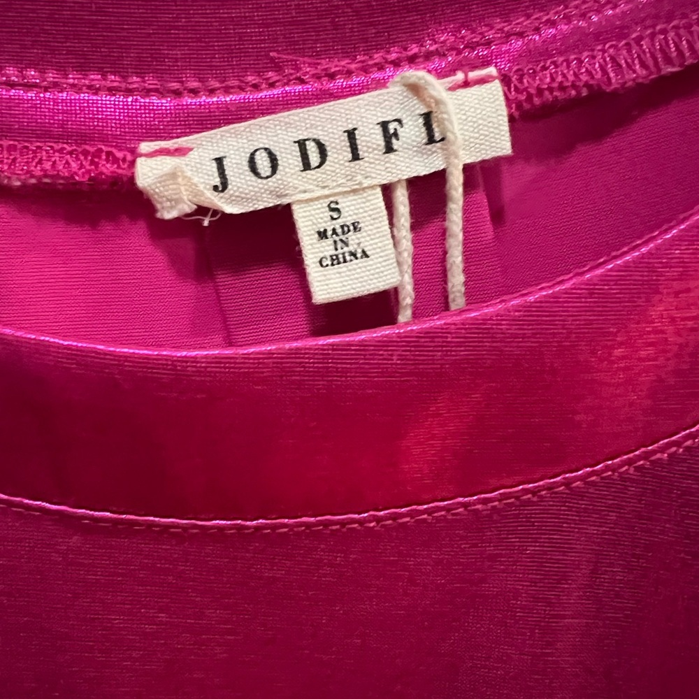 NWT 💖 Jodifl Shimmering Holiday Pink Women's Top - Picture 3 of 4